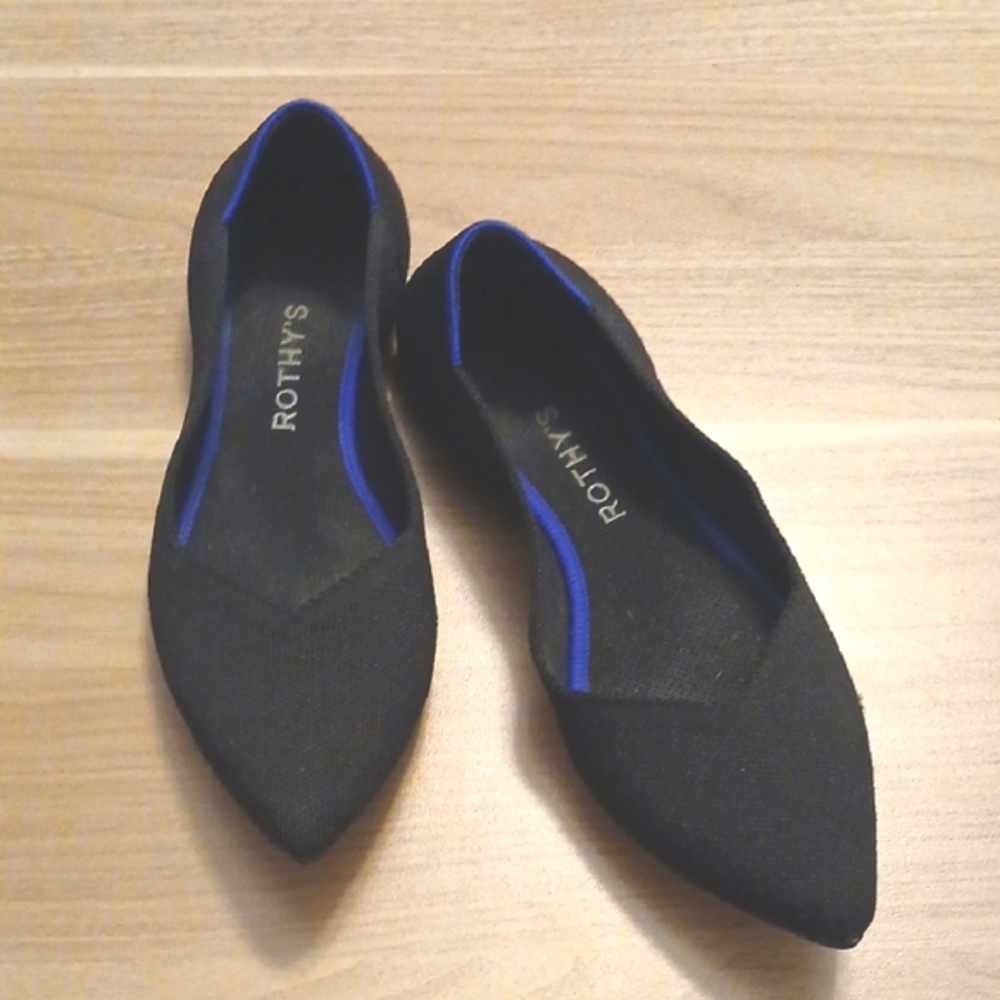 Rothy's "The Point II" Classic Black Flats in Size W8.5